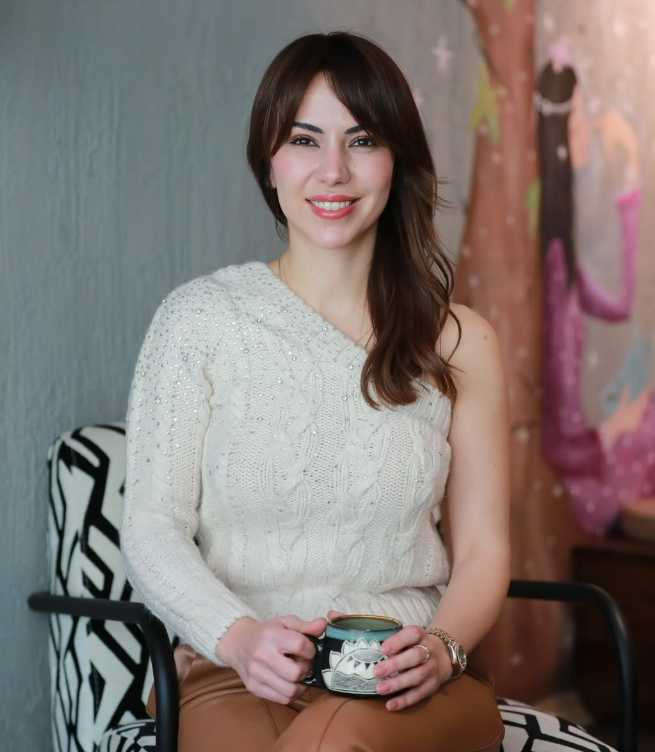 من هي الدكتورة زينب إيرول؟