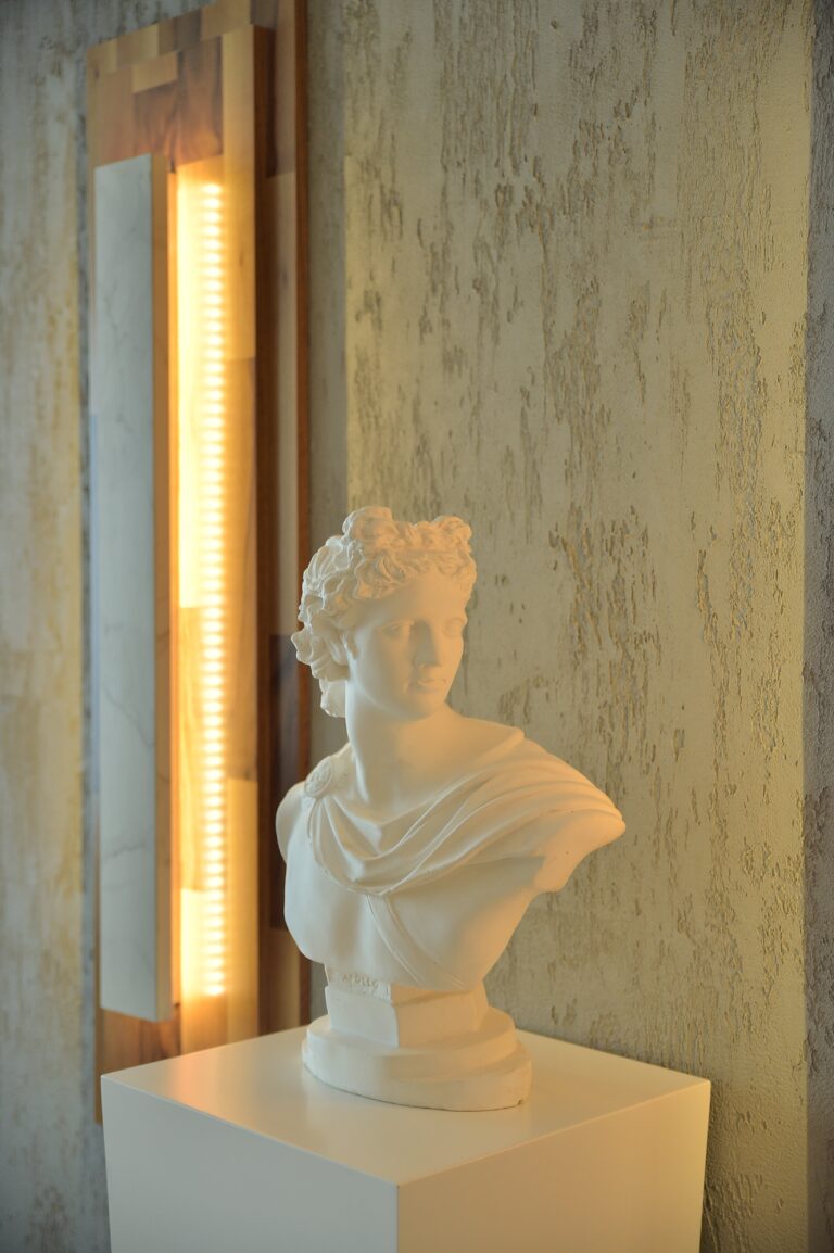 D4S_9573-min-1-768x1154